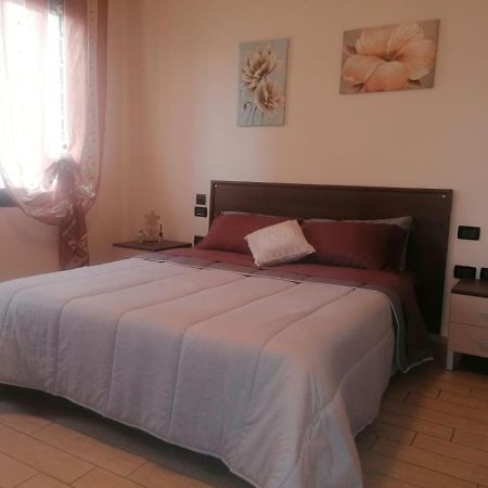 Bed and Breakfast Alloggio Da Virginia à Taglio di Po Extérieur photo
